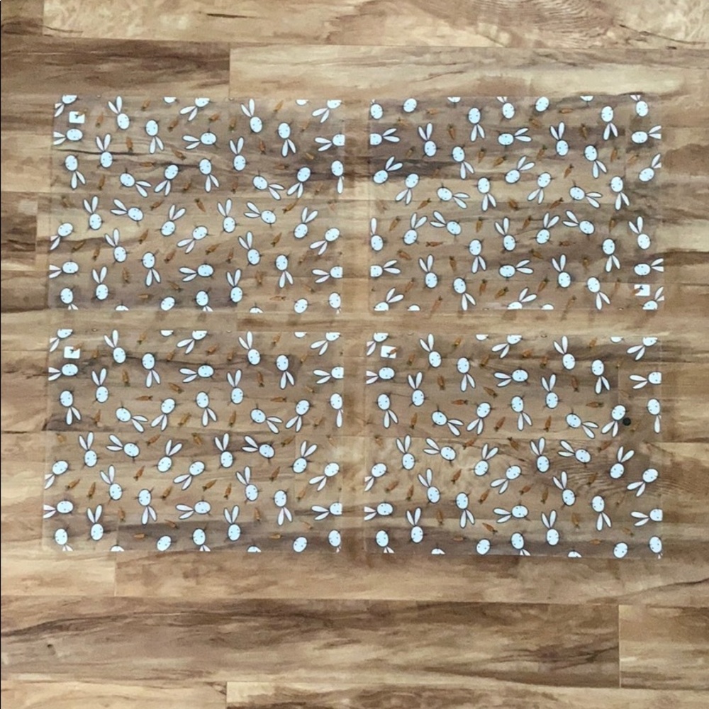 Crate&barrel Easter Bunny Easy Care Placemats - Picture 6 of 11